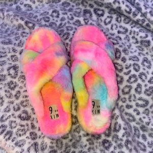 cute, colorful, comfortable slippers!